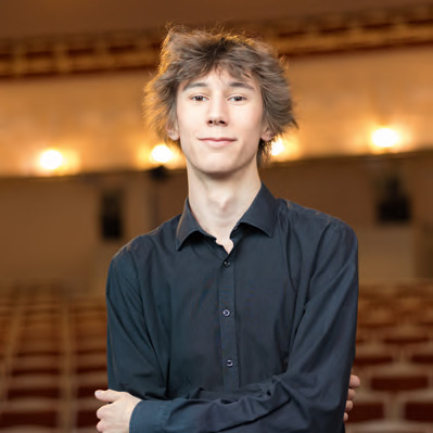 Laurenz Hoeltzenbein Laurenz Hoeltzenbein